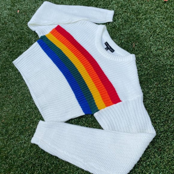 SOLD Derek Heart Rainbow Cropped Sweater Size M - Picture 6 of 6